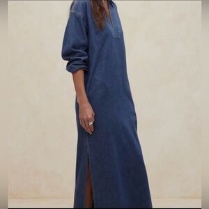 Denim Caftan as seen on Anne Hathaway in The Idea of You. Size 8. Fits 6-10.